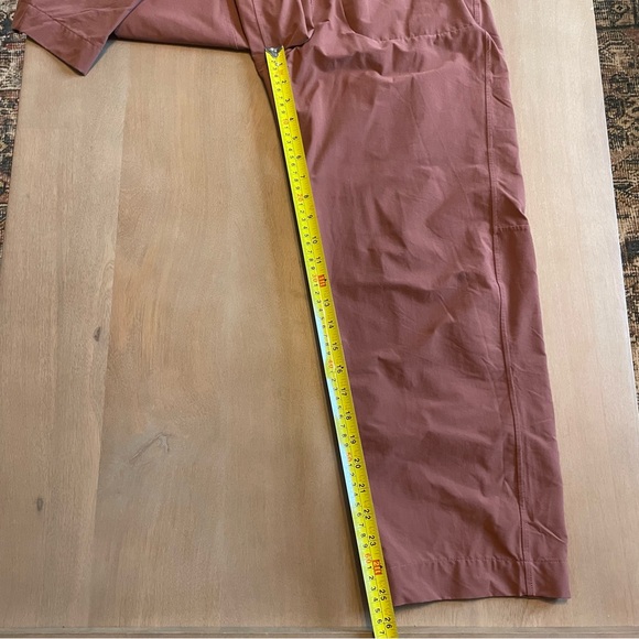 Lululemon Lightweight Mid-Rise Barrel Leg Cropped Pant Ancient Copper - Picture 15 of 15